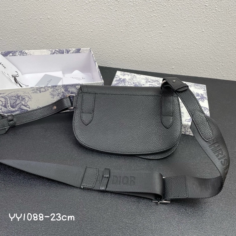 Túi đeo chéo nam thương hiệu Dior Saddle Oblique da thật cao cấp