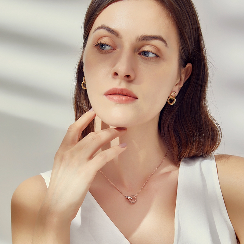 Vòng cổ MAYEBE LAVEND thép titan mạ vàng 18k mặt hình số la mã phong cách retro Hàn Quốc cho cặp đôi