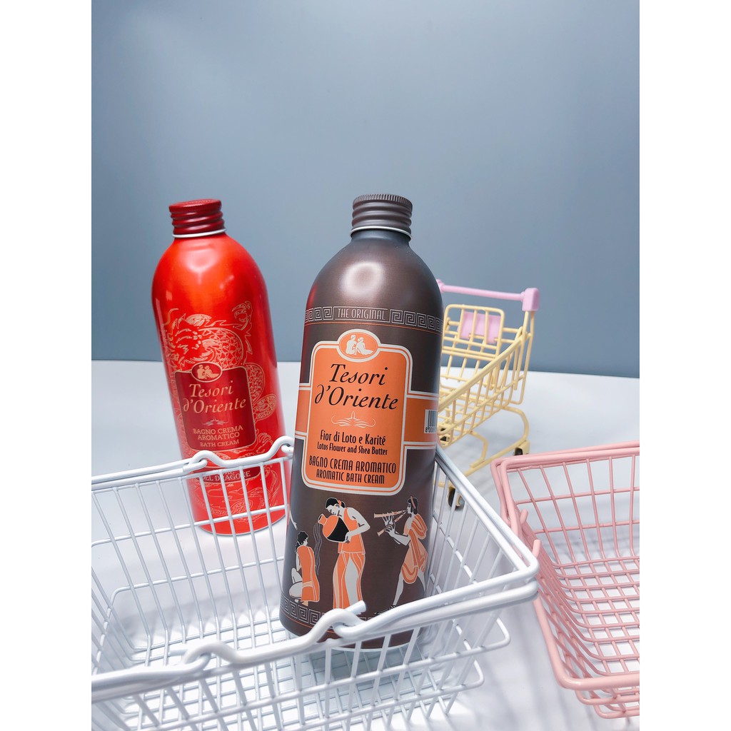 Sữa tắm hương hoa sen 500ml(màu nâu) | BigBuy360 - bigbuy360.vn