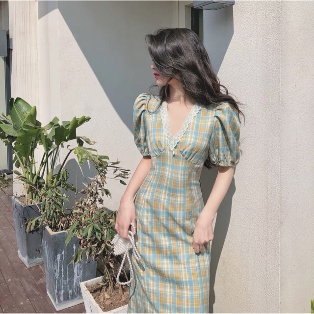 (Ảnh thật) Váy đầm maxi kẻ caro cổ V viền ren tay ngắn phồng dáng dài ôm body xoè đuôi tiểu thư vintage boho sang trọng