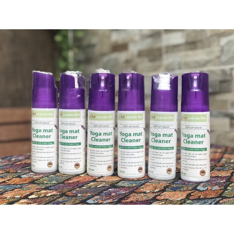 Chai vệ sinh thảm