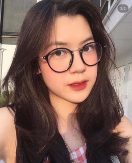 Kính gọng bầu siu hott