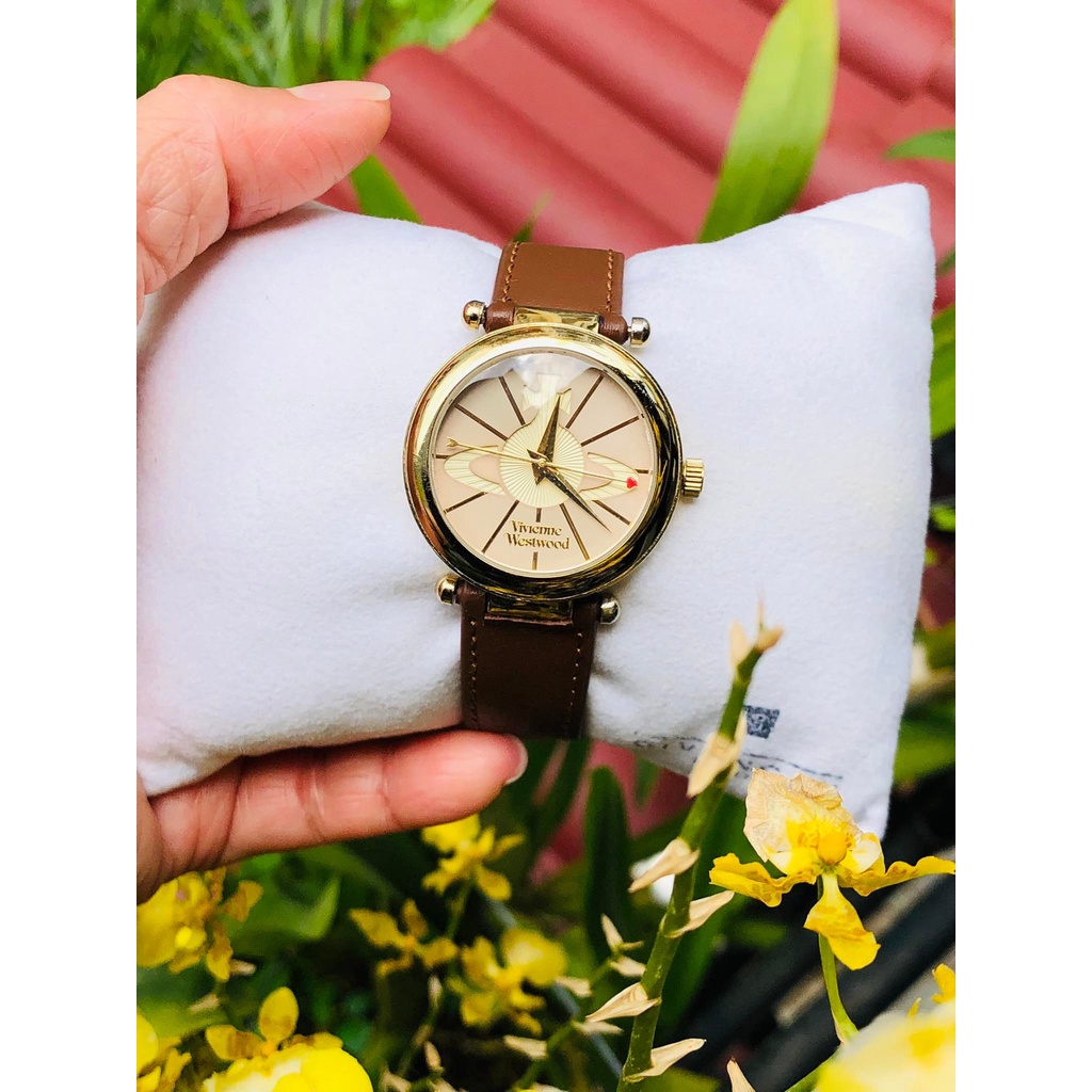 Đồng hồ nữ hiệu Vivienne Westwood chính hãng, dây da thật, hàng đã qua sử dụng