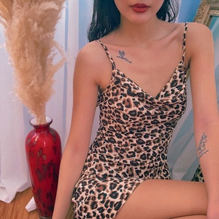Đầm ngắn da beo hở lưng
