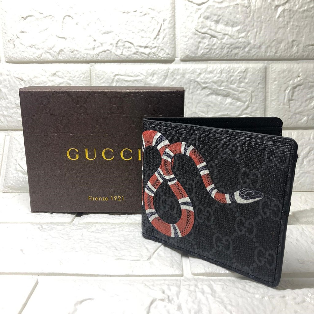 Ví GUCCI Họa Tiết Da Rắn Thiết Kế Cá Tính Cho Nam