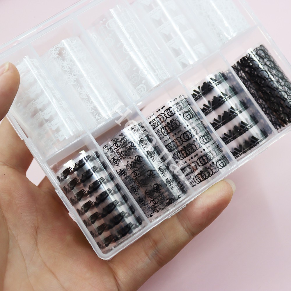Foil nail hoạ tiết thương hiệu màu đen, foil dán móng Thiên Di Nail
