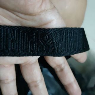 Túi đeo bụng Victoria Secret auth
