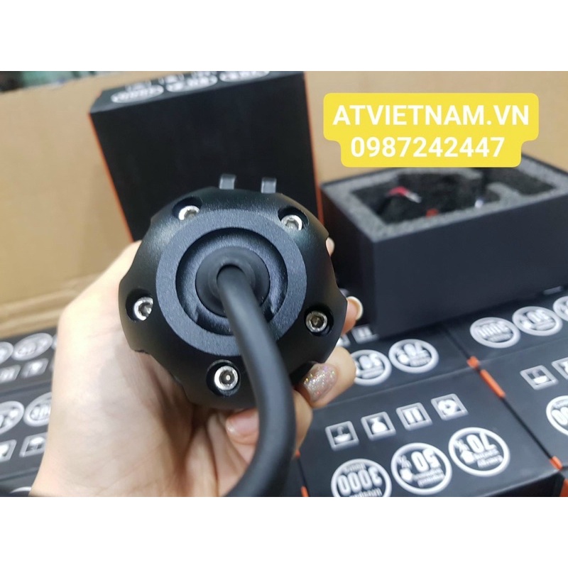 ĐÈN TRỢ SÁNG L4X SST20 MA Racing sáng gom