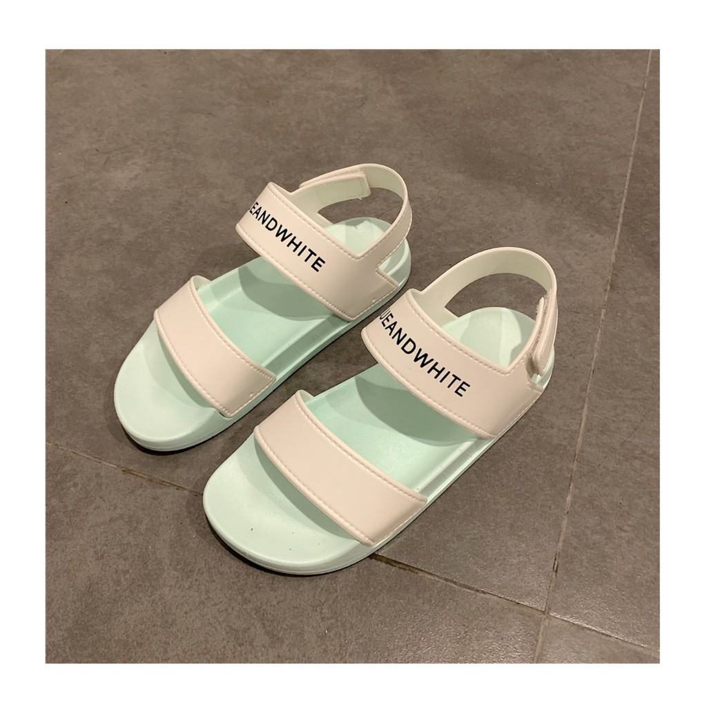 Giày sandals nữ đơn giản quai ngang - US389