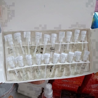 Sét nước hoa 20 lọ tét trắng