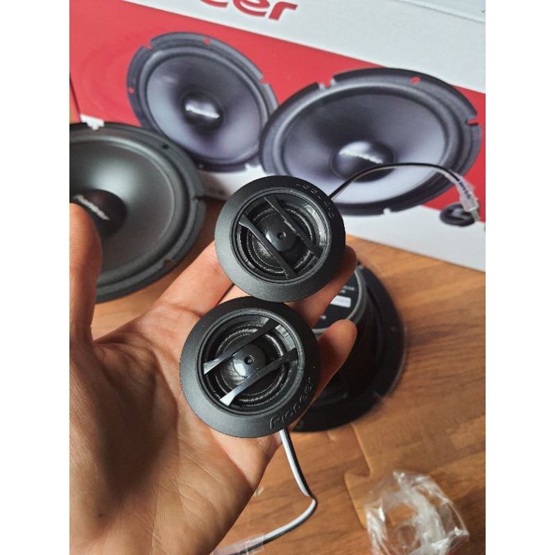 loa cánh cửa ô tô PIONEER TS-F170C