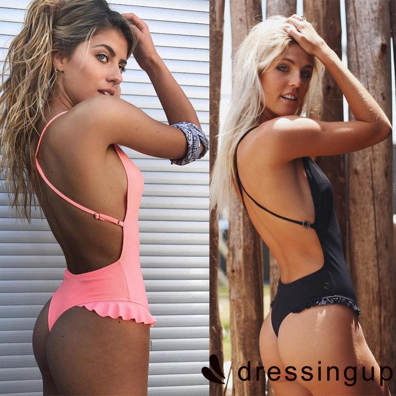 Bộ đồ bơi một mảnh đi biển hở lưng gợi cảm