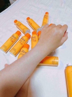 XỊT CHỐNG NẮNG AQUA MISTINE THÁI LAN