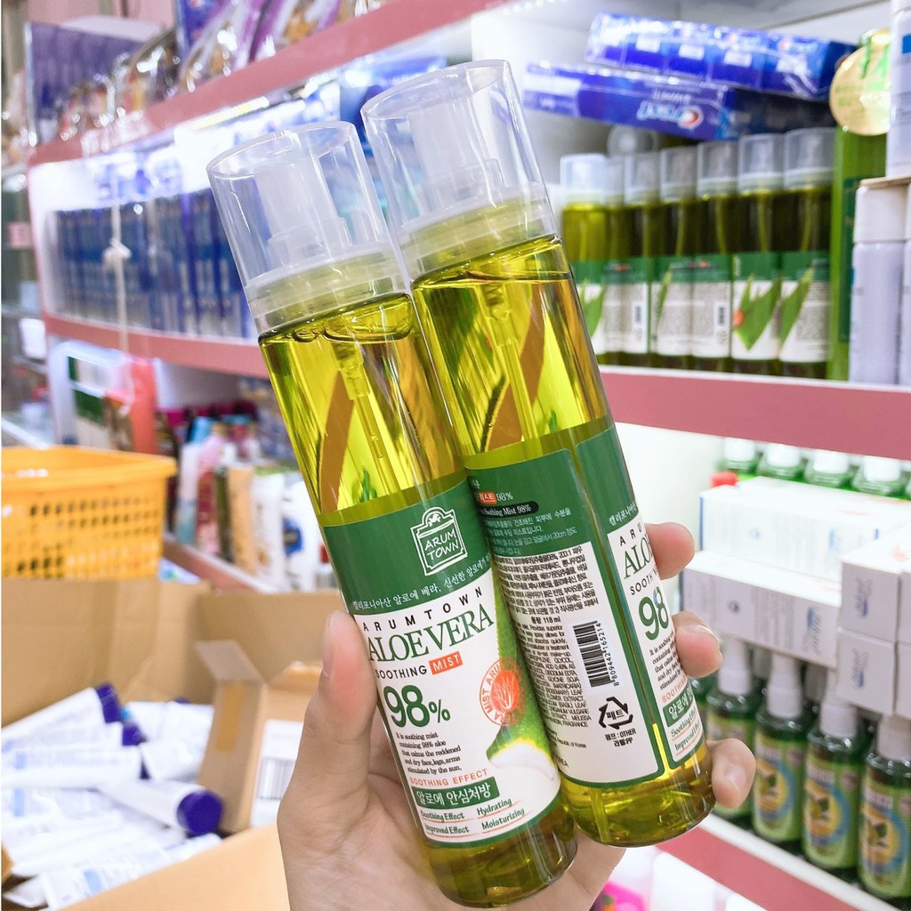 Xịt Khoáng Lô Hội Arum Town Aloe Vera Soothing Mist 98%