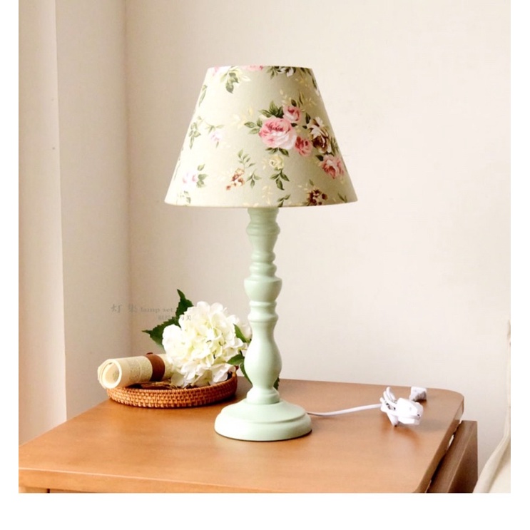 Đèn ngủ để bàn hoa nhí phong cách vintage cổ điển - 3 mẫu