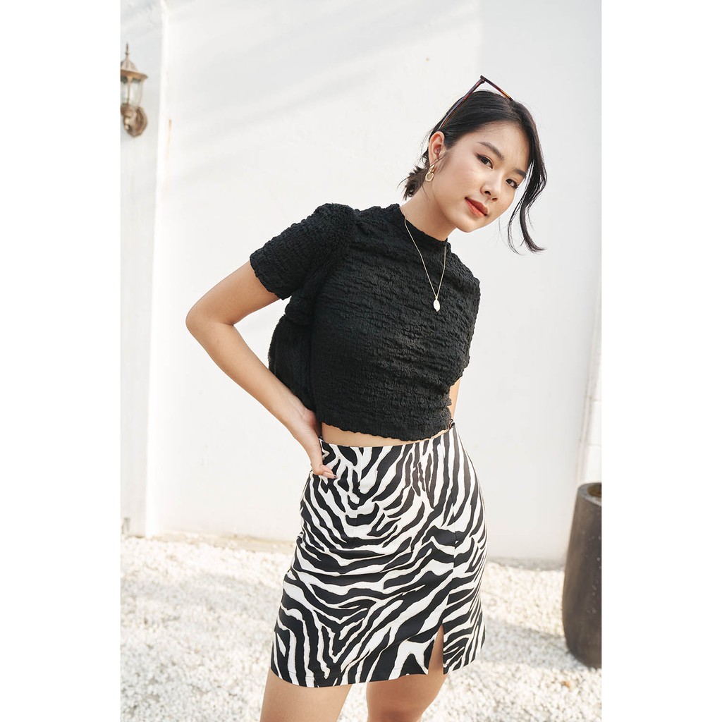 [Mã WABRLOW5 giảm 15% đơn 300K] DOTTIE - Chân Váy Xẻ Họa Tiết Ngựa Vằn S0042 | BigBuy360 - bigbuy360.vn