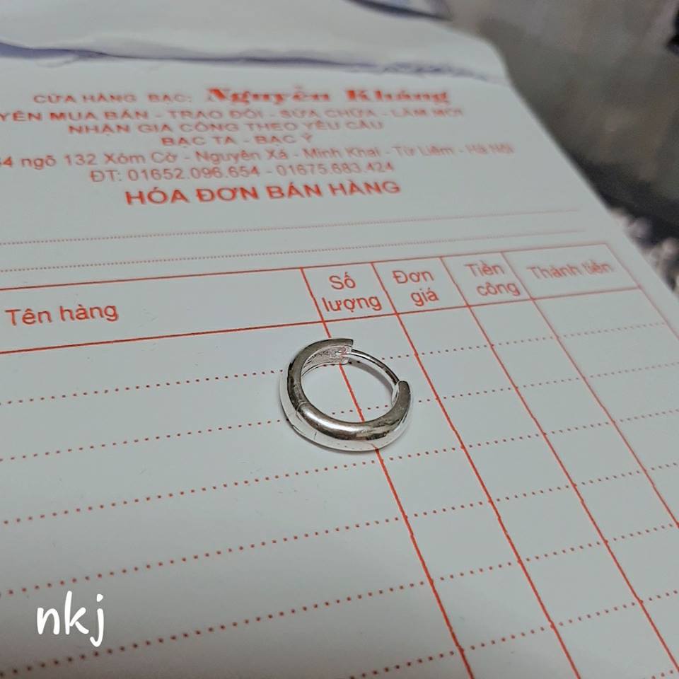 1 CHIẾC KHUYÊN TAI BẠC TRÒN TRƠN NAM NỮ NHIỀU LOẠI NoBrandUnisexSilver