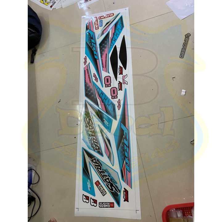 ( Quí khách vui lòng mang ra tiệm cho thợ dán ) Tem Satria fi xanh ngọc