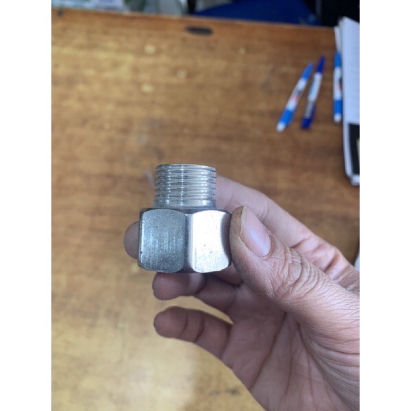 Lơ inox ren ngoài 21, ren trong 27