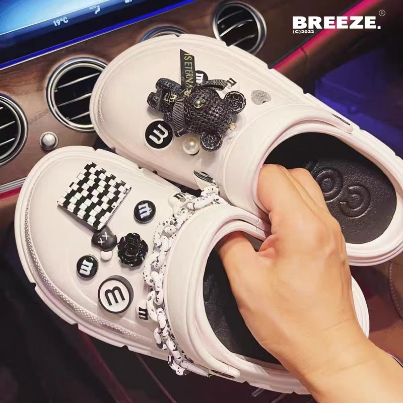Dép Crocs 5cm kèm charm 3D sang chảnh