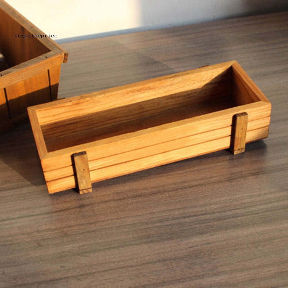 Khay gỗ hình chữ nhật trồng cây trang trí sân vườn