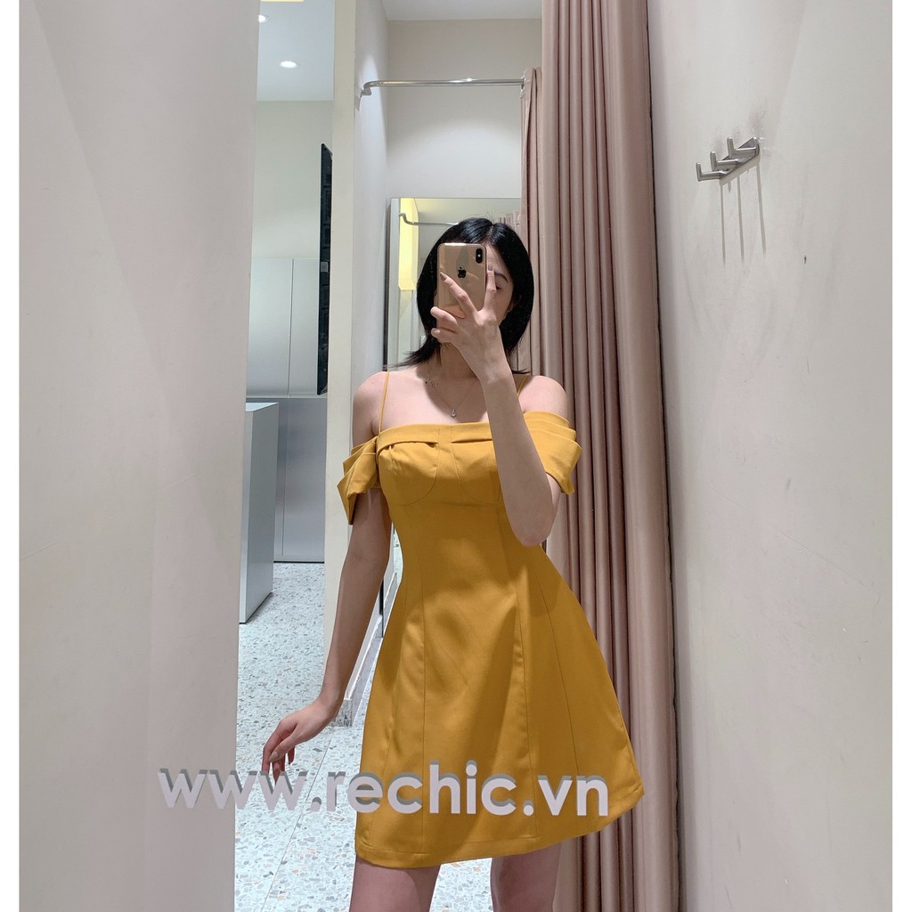 Đầm RECHIC tay xếp ly Tibi màu vàng