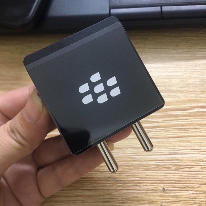 Sạc Cáp blackberry key 2 zin