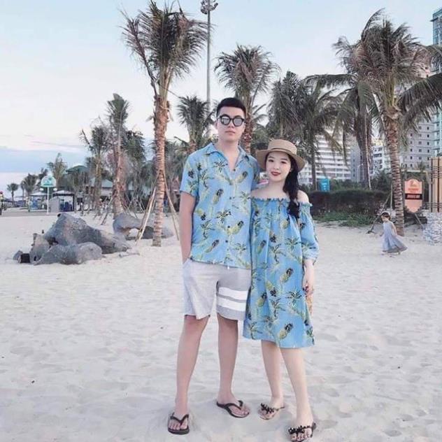 ঔৣ Set áo váy đôi đi biển họa tiết hoa lá (váy trễ vai + sơ mi nam) ঔৣ
