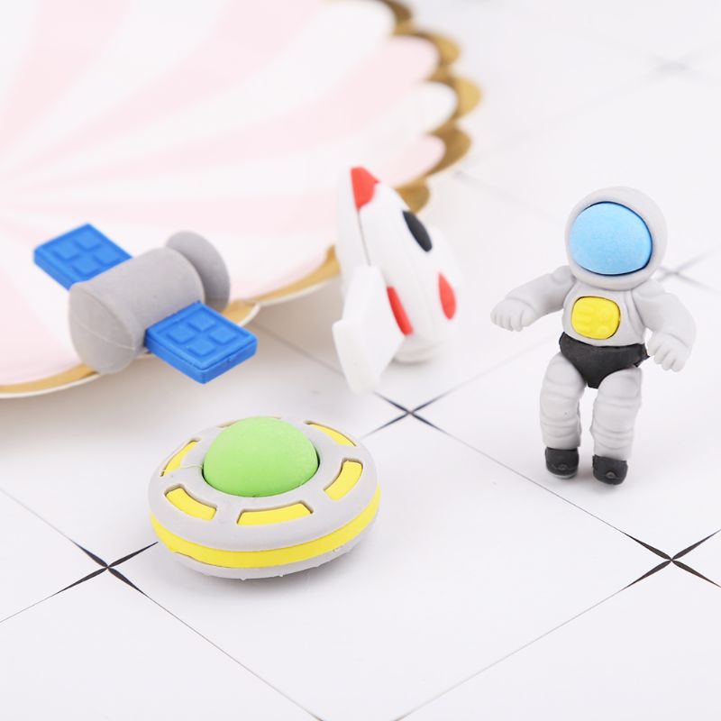 Set 4 Gôm Tẩy Hình Đĩa Bay Sáng Tạo Cho Trẻ Em