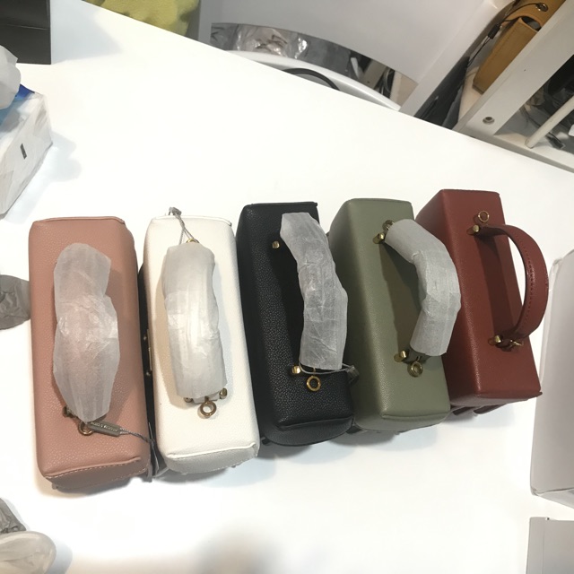 Túi cnk  tay cầm 3 ngăn