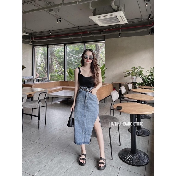 CHÂN VÁY JEANS DÁNG DÀI XẺ KÈM ĐAI XÍCH QC L1 MS30661