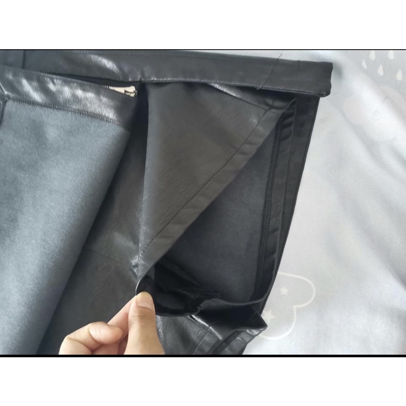 Chân Váy Da - Quần Da Giả Váy Dáng Chữ A Lưng Cao Phối Khoá Kéo Cá Tính Siêu Hot | BigBuy360 - bigbuy360.vn