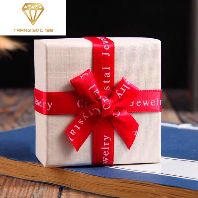 Hộp đựng nhẫn bông tai