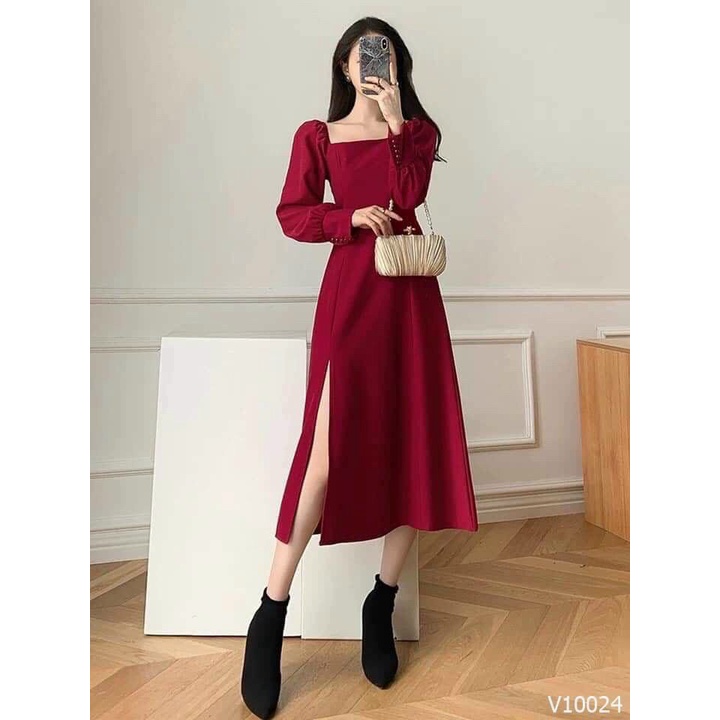 Đầm xòe màu đỏ đô xẻ tà tà điệu dáng giản dị thanh lịch mảnh mai họa tiết cổ vuông siêu xinh mặc tôn da