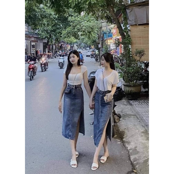 Chân váy jeans dáng dài kèm đai xích chất co dãn 4 chiều