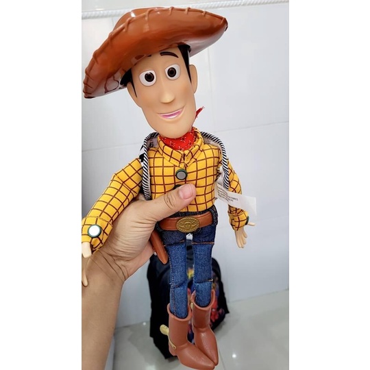 Thú nhồi bông hình nhân vật Woody The Sheriff trong phim Toy Story 4
