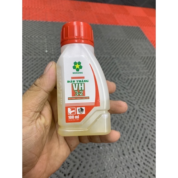 Dầu thắng xe máy chai nhỏ 100ml