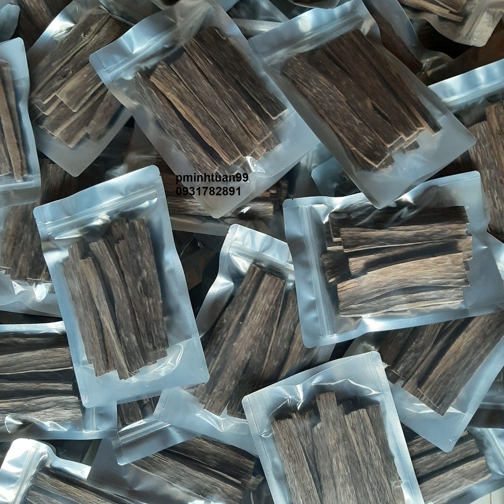 Trầm Hương Miếng Tự Nhiên 50gr Loại 1