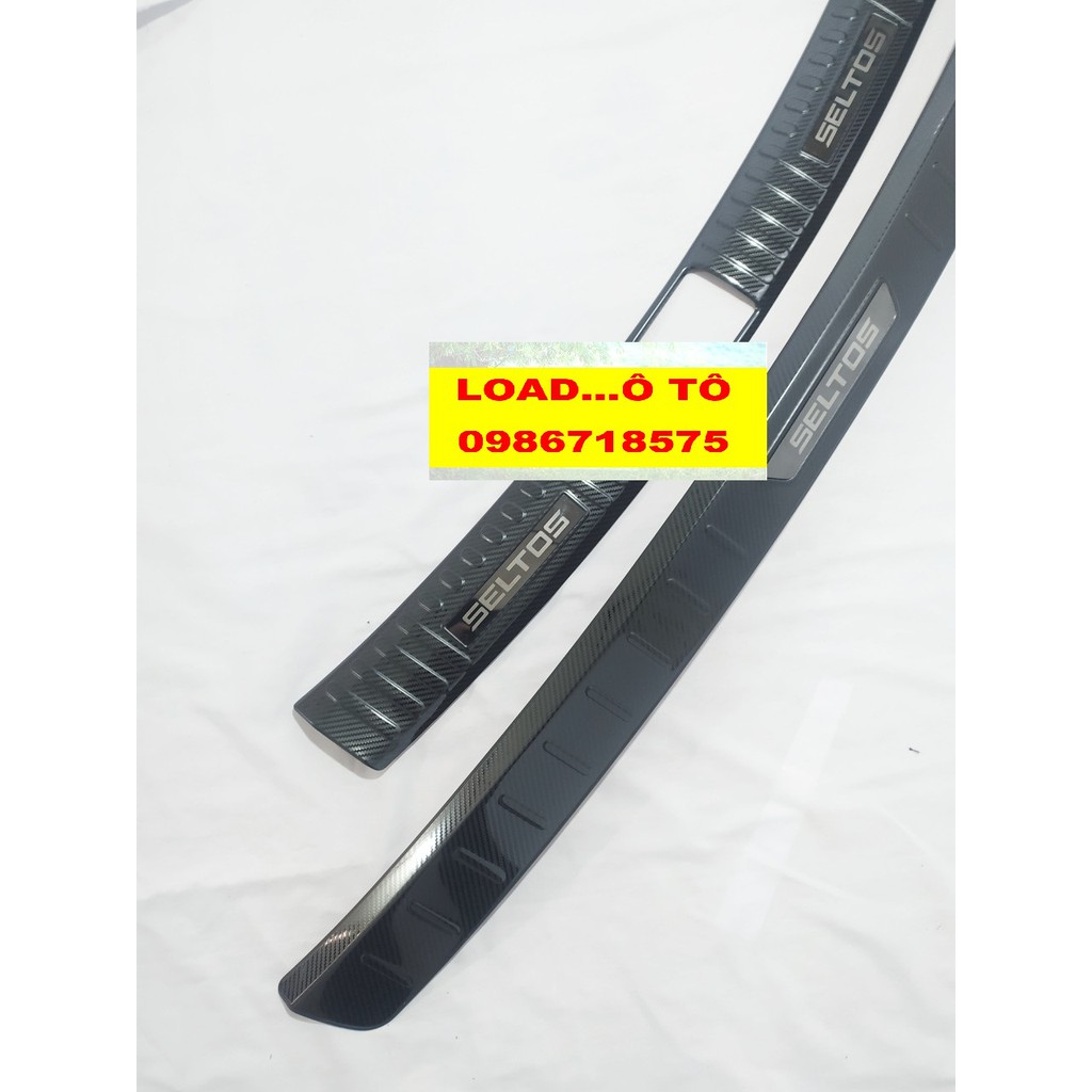 KIA Seltos ❤️ Chống Trầy Cốp Sau Xe KIA Seltos 2022-2020 Carbon Cao Cấp
