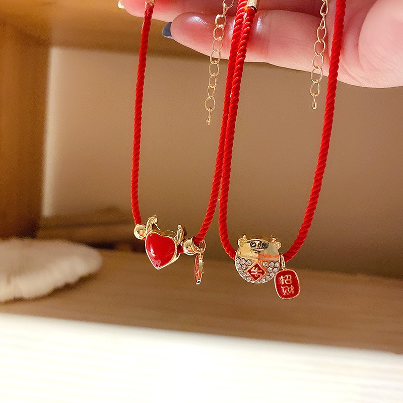 Vòng Tay Dây Bện Màu Đỏ Nhiều Kiểu Dáng Tuỳ Chọn Thời Trang 2021 Cho Nữ