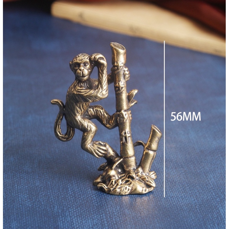 Tượng Đồng Phong Thủy May Mắn Tài Lộc Hình Con Khỉ Leo Cây (Kích cỡ: 5.6cm)