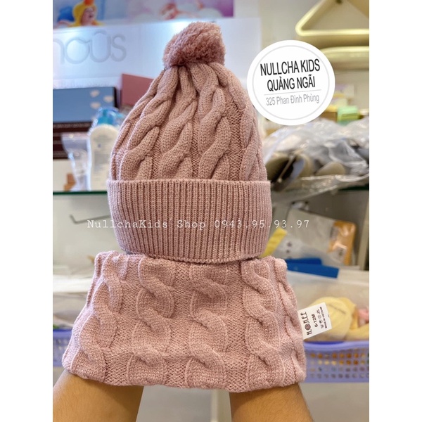 Sale Set mũ và khăn len HRNEE