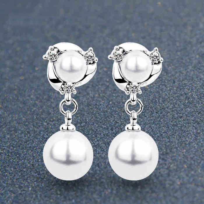 Đôi Khuyên Tai Mạ Bạc Đính Ngọc Trai Xinh Xắn