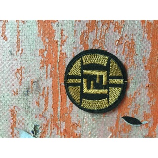 Sticker f tron
