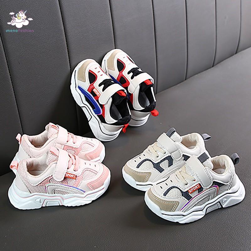 Giày thể thao xinh xắn dành cho bé