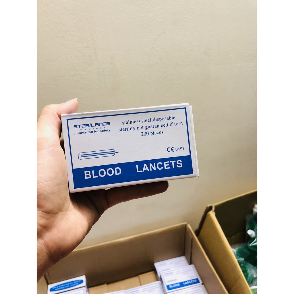 Kim chích mụn Blood Lancets ( hộp 200 cây )