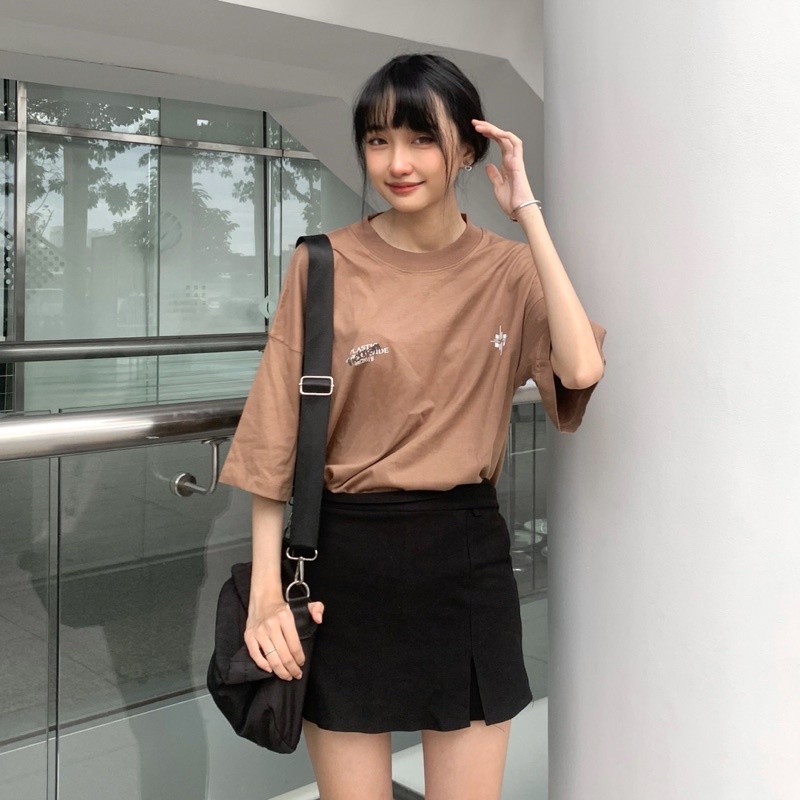 Logo Đơn Giản Tee | BigBuy360 - bigbuy360.vn