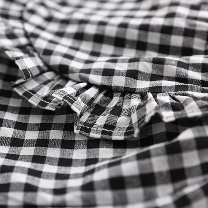 Áo nhún bèo hình quả dứa và quần kiểu họa tiết caro cho bé