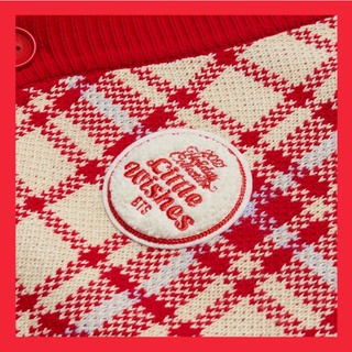 BTS 2021 HOLIDAY COLLECTION, 𝑳𝙞𝑻𝑻𝑳𝑬 𝑾𝞘𝑺𝑯 CARDIGAN (RED)