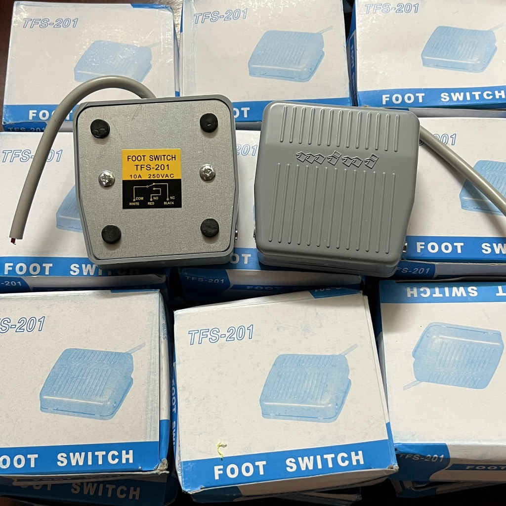 Công Tắc Bàn Đạp Chân TFS-201 10A-250VAC Bằng Nhựa